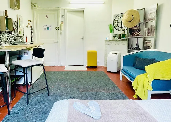 Studio In The Center By The Sea